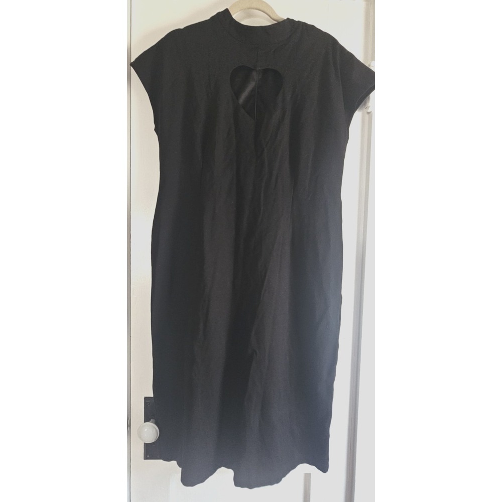 Retro Licious woman 2X BLACK heart-shaped cutout front midi dress